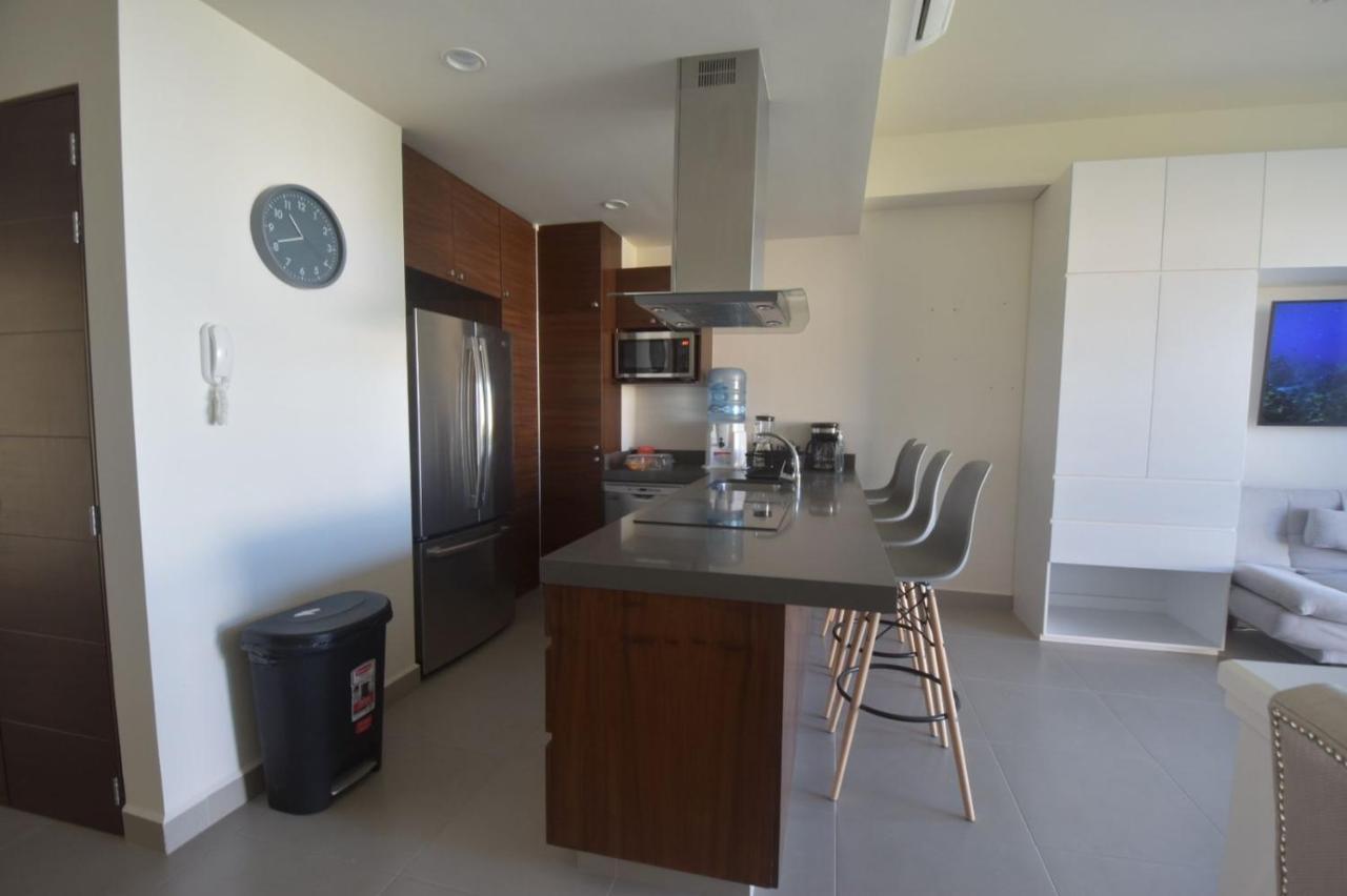 Modern Stylish Apt. Steps Away From The Beach Apartment Nuevo Vallarta Exterior photo